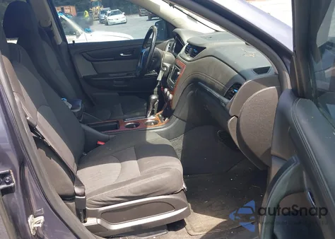 2014 Chevrolet Traverse 1Lt z USA, uszkodzony, nr VIN 1GNKRGKDXEJ326114